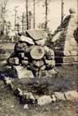 Bataille du Linge, stèle et mausolée du cimetière allemand du Baerrenstall en 1916